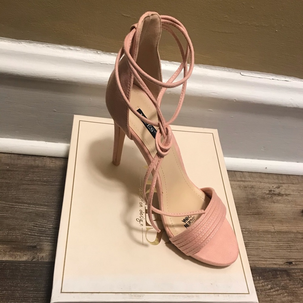 VICES NIB HEELS